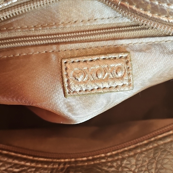 XOXO Metallic Gold Shoulder Bag - Picture 8 of 10